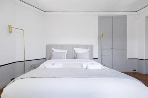 Luxury apartments - Avenue Montaigne photo 85
