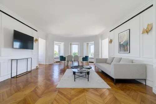 Luxury apartments - Avenue Montaigne photo 1