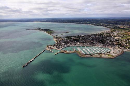 Photo de la galerie de l'établissement Maisonnette îlot vacances, à Saint-Vaast-la-Hougue
