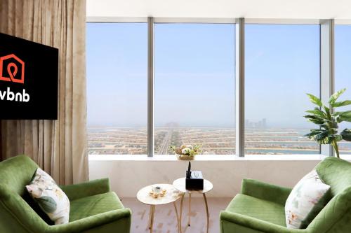 Livbnb - 1BR w/Spectacular Sea Views in Palm Tower