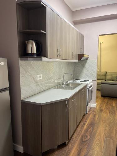 Dapur atau dapur kecil di Erano Apartment