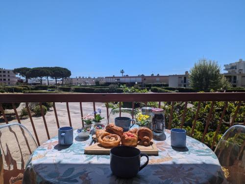 Sol-y-Days Canastel, Studio avec coin couchage, quartier du Boucanet proche commerces et plage