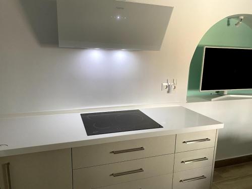 Kuchyň nebo kuchyňský kout v ubytování Precioso apto cerca del Puente del Dragón