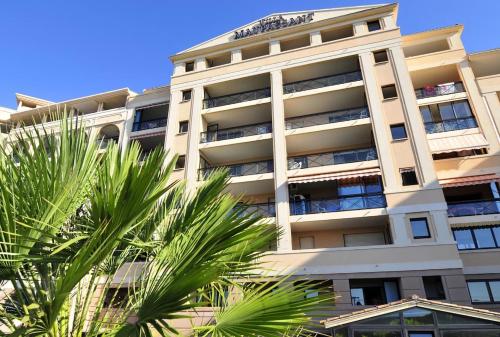 Photo de la galerie de l'établissement La palme de Selyan Elegance&Mer, à Cannes