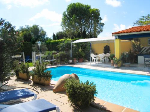 Le Zenith - Calme absolu, jardin et piscine en Provence