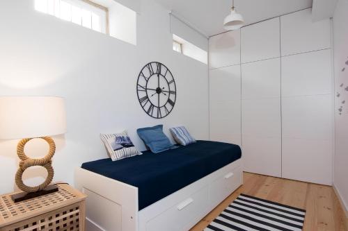 Casa do Castelo 1- Work or Relax in the Historic heart of Lisbon!