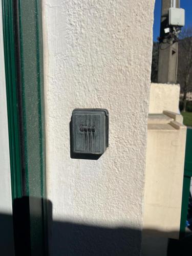 Photo de la galerie de l'établissement T2 avec terrasse et parking, à Luchon