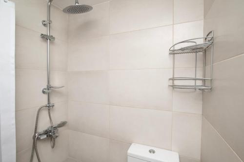 FilOikos 130sqm Athenian Retreat Sleeps up to 8 with Huge Terrace