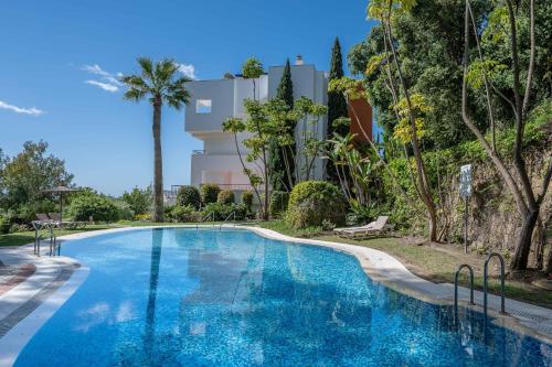 Vistas espectaculares en La Quinta Suites cerca de Puerto Banús