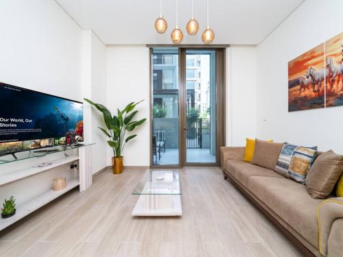 Modern 1-Bed Escape with Large Terrace, Creek Beach Dubai