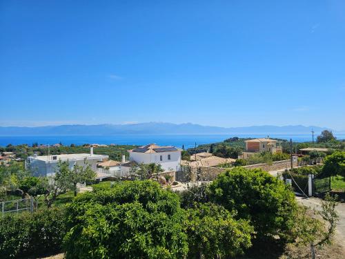 Φωτογραφία από το άλμπουμ του Vista Koroni - Sea View Apartment Over Olive Grove and Mountains στην Κορώνη