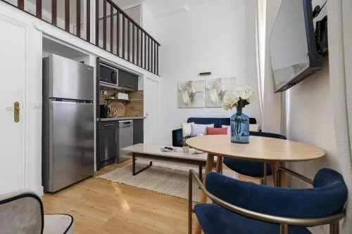 Luxury apartments - Avenue Montaigne photo 24