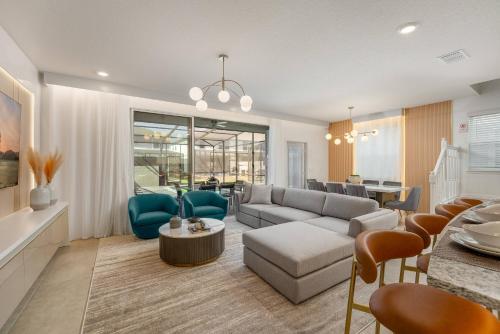 4150 Windsor Island 14 guests brand new near club photo 5