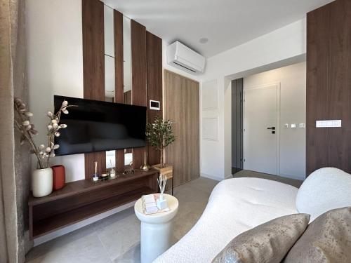 Apartment Ana with Private Parking