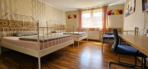 Postel nebo postele na pokoji v ubytování Gründauer Monteurwohnung/Studentenwohnung