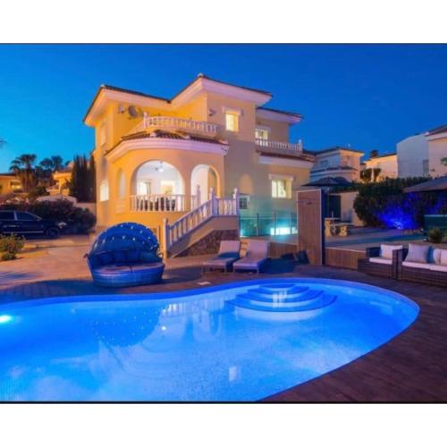 Ciudad Quesada Stunning Heated Pool Private Luxury Villa with Spa Sleeps 14