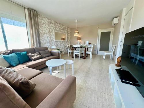 Apartamento en S'agaró con piscina, ideal para familias