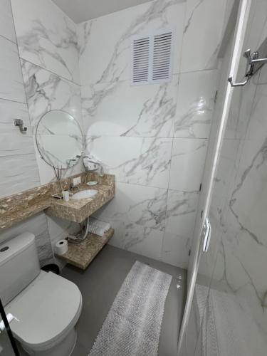 Bilik mandi di Hospedaria da Salete