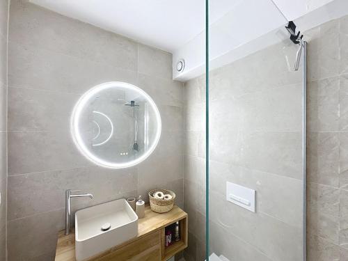 Bilik mandi di Apartement Cabine - Bord de Mer