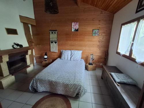 Cama o camas de una habitación en Le Refuge De L'Ourse