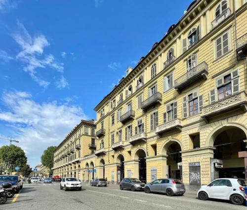 Binario 5, a due passi da Porta Nuova e dal centro photo 7