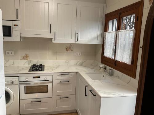 Gallery image of Adosado rustico familiar amplio in Denia