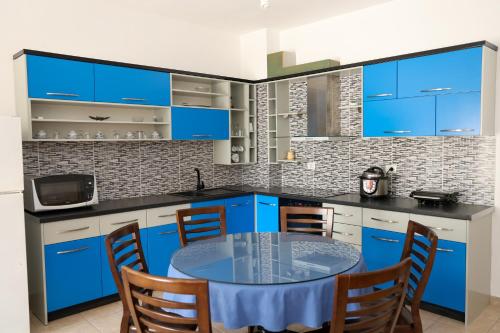 Vitamin Sea Apartments