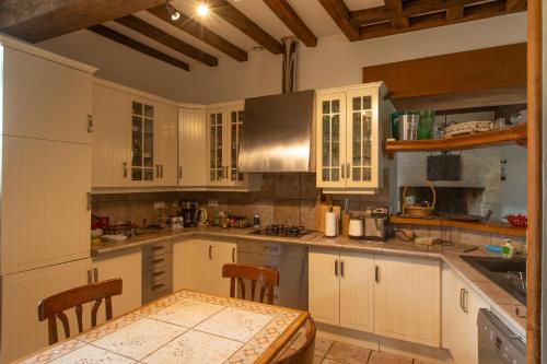 Dapur atau dapur kecil di Le Clos Du Gue