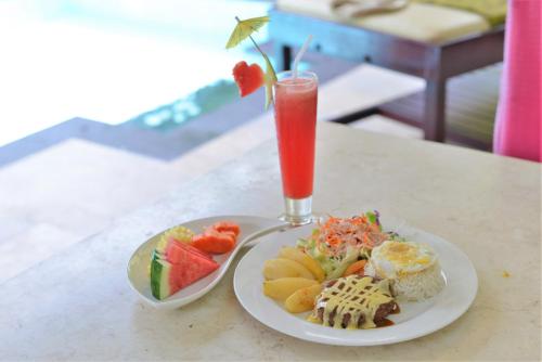 Jídlo v vily nebo okolí