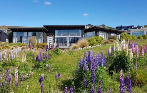 Gallery image of Three Rivers Lodge Garden View Suite in Lake Tekapo