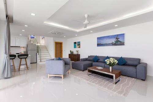 Ruang duduk di Villa The Wave