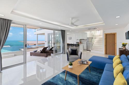 Ruang duduk di Villa The Wave