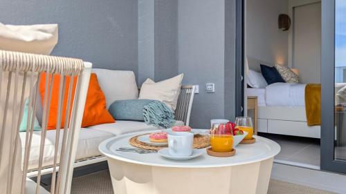 EAGLE TOWER sweet apartment photo 9