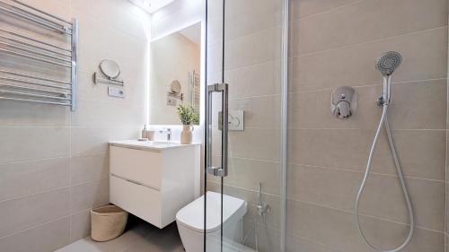 EAGLE TOWER sweet apartment photo 23