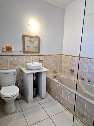 Ein Badezimmer in der Unterkunft Red Stone Hills