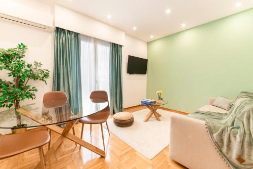 Mary's Haven Apt near metro station and Acropolis
