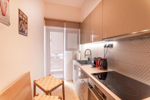 Mary's Haven Apt near metro station and Acropolis