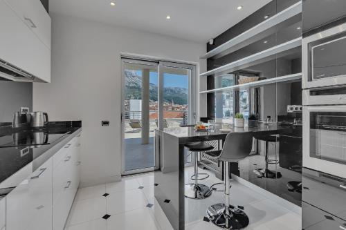 Apartment Residence - FIRST ROW SEA by Makarska Exklusiv