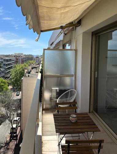 Superbe Studio plein centre de Juan les pins 500m des plages