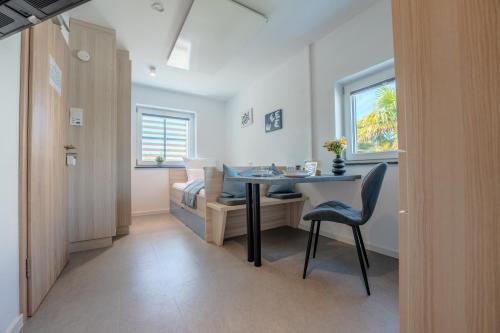 Φωτογραφία από το άλμπουμ του SCHLOSSBERG RESIDENCES - Bodensee Studio-Apartments Friedrichshafen & Ravensburger Spieleland σε Meckenbeuren