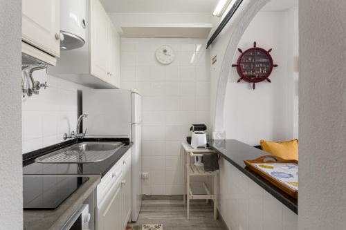 Sun & Sea 1-Bedroom Apartment
