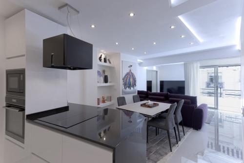 Appartement Croisette – Face Martinez, Plage & Aperçu Mer