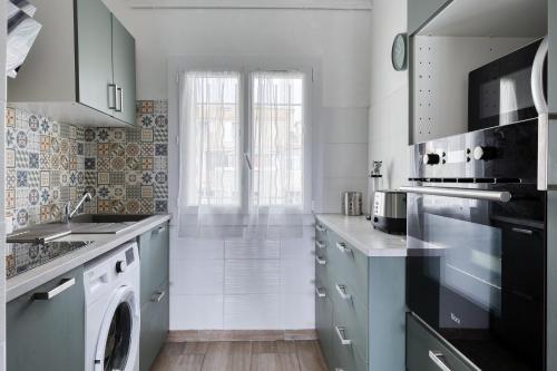 Photo de la galerie de l'établissement Le Balcon du Coteau II - Appt climatisé, à Bandol