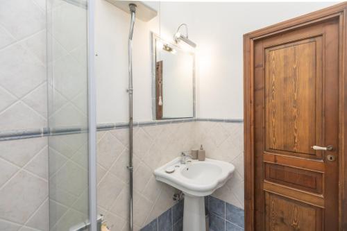 Et badeværelse på Domus 116 Ortigia by Ortigiaapartments