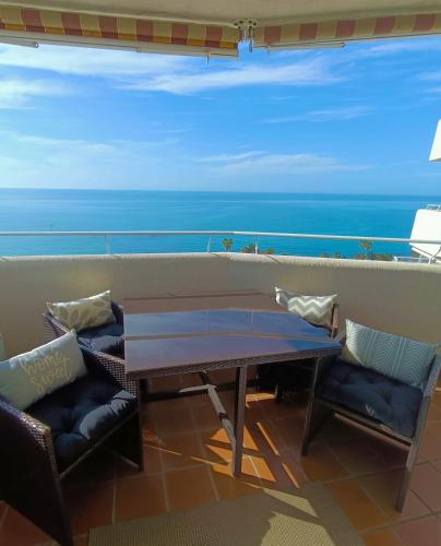 Benalbeach Apartment with Magnificent Sea View