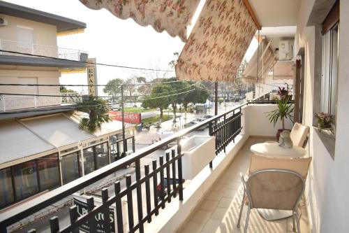 Sea View Central Apartment in Nea Kallikratia