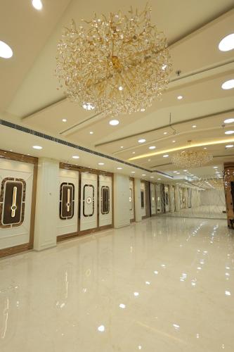 Φωτογραφία από το άλμπουμ του Hotel RGS Crystal σε Κανπούρ