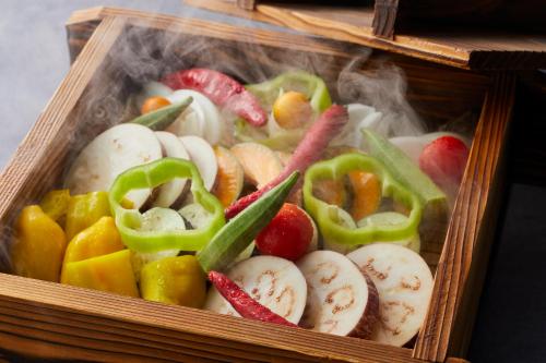 Jídlo v ryokanu nebo okolí
