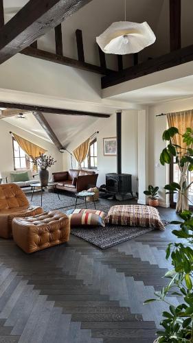 Χώρος καθιστικού στο Cosy room in a stylish Villa