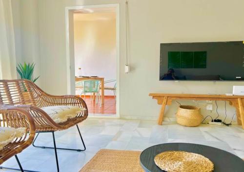 Alambra del Sol - Coastal Retreat by the Beach